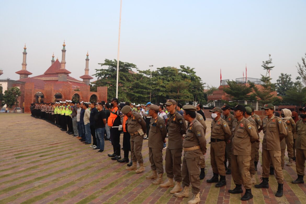 Kapolres Cirebon Kota Pimpin Apel Pra Tugas Kesiapan Pengamanan VVIP Kedatangan Wapres RI