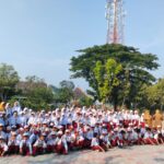 Babinsa Mojoanyar  Pimpin Upacara Bendera SDN 2 Jabon