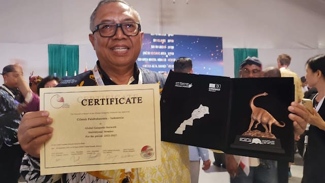 Bupati Kab-Sukabumi Terima Sertifikat CPUGGP Dari Hasil Rapat UNESCO DI Maroko