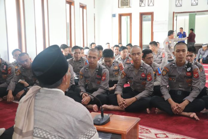 Menjalin Tali Silaturahmi untuk Jajaran nya Polres Sukabumi Gelar Doa Bersama   