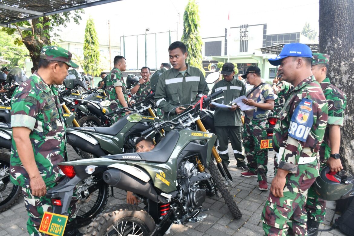 100 Unit Kendaraan Dinas Kodim 0815/Mojokerto Diperiksa Tim Kodam V/Brawijaya