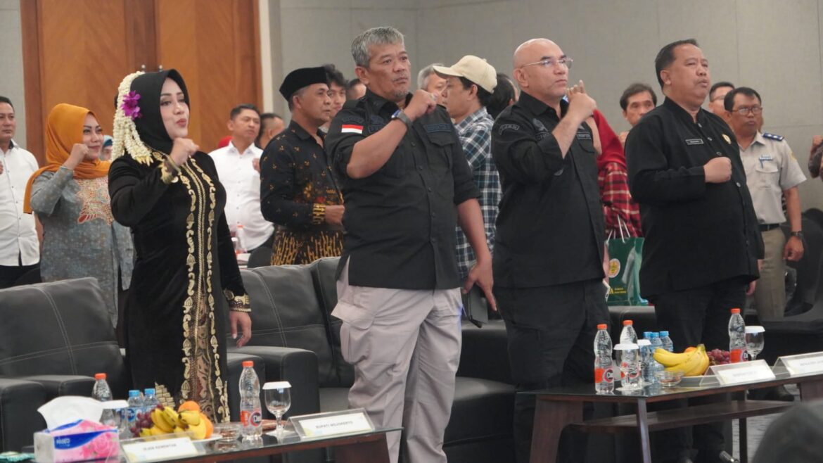 Bupati Mojokerto, Ikfina Fahmawati Hadiri Dialog Jaga Pangan Dengan Kementan RI