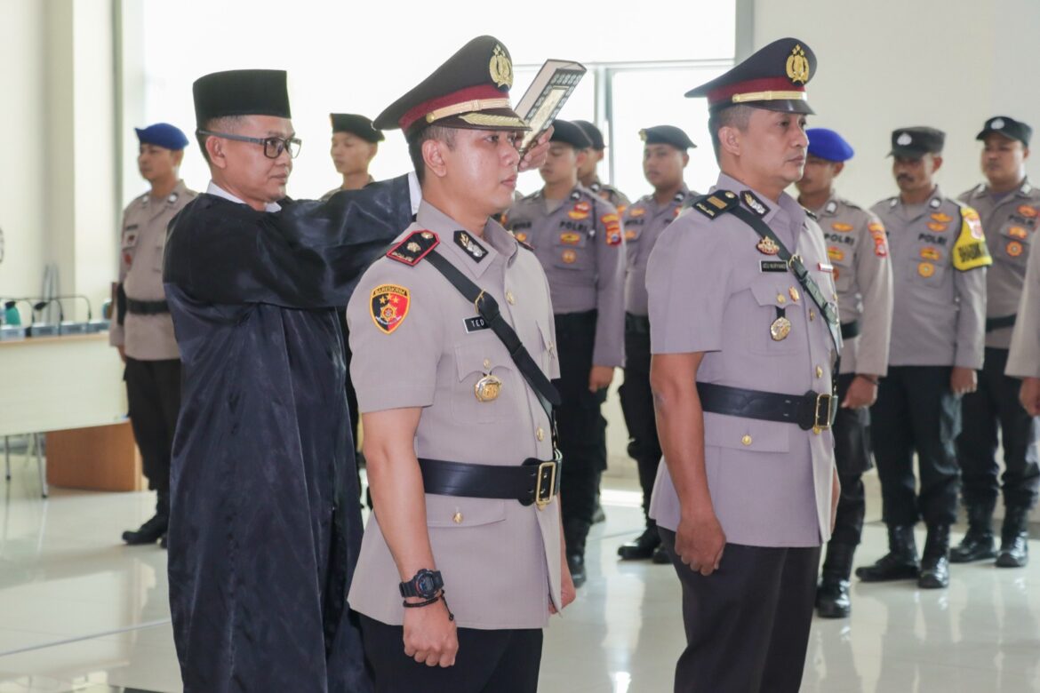 Kapolresta Tangerang Lantik Kapolsek Cikupa dan Kapolsek Pasar Kemis