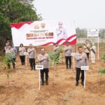 Judul: SSDM Polri Gelar Bakti Sosial, Bakti Kesehatan, Tanam Pohon dan Akan Bangun Sekolah SMA Taruna Bhayangkara di Gunung Sindur, Bogor