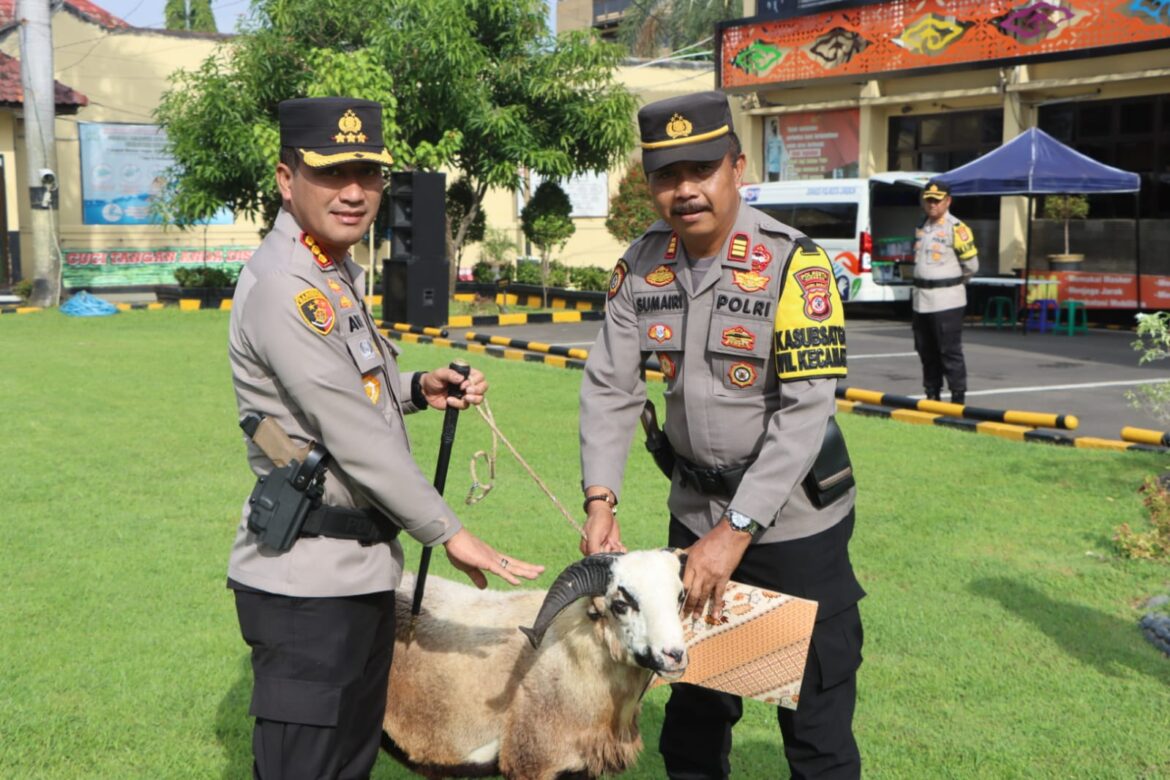 Kapolsek Arjawinangun Raih Predikat Polsek Terbaik di Jajaran Polresta Cirebon