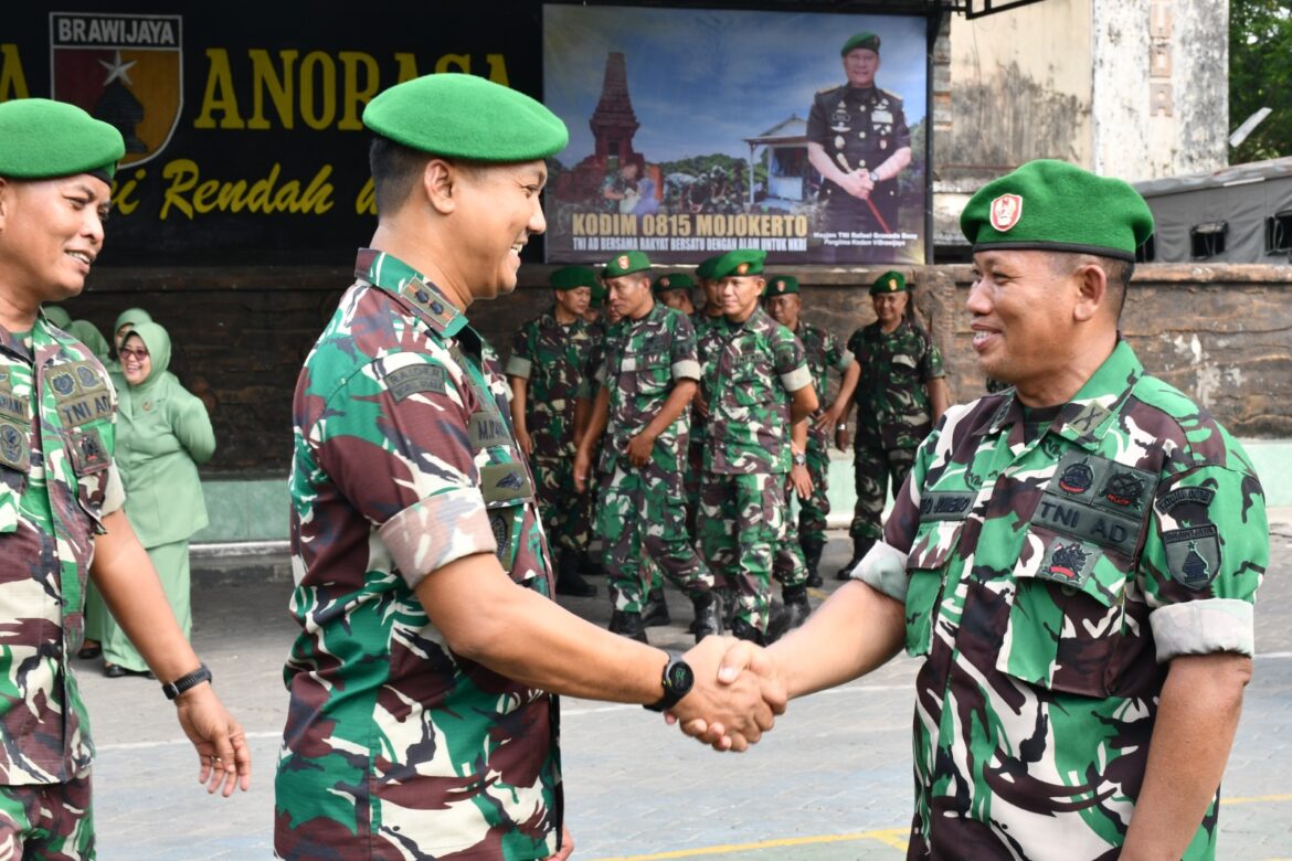 Dandim 0815/Mojokerto Pimpin Acara Laporan Korps Pabungdim dan Danramil 0815-03/Sooko