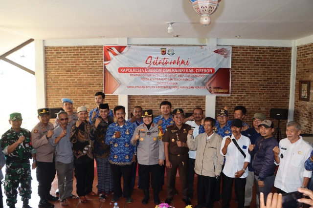 Kapolresta Cirebon dan Kajari Kabupaten Cirebon Solid Beri Penyuluhan Hukum Kepada Kuwu