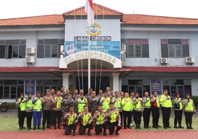 Perkuat Sinergitas TNI – Polri, Kapolresta Cirebon Silaturahmi dengan Danlanal Cirebon