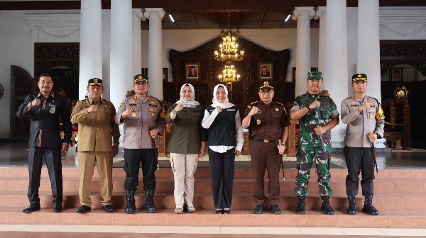 Pastikan Pemilu 2024 Berjalan Aman Dan Lancar, Bupati Ikfina Tinjau Persiapan PPS