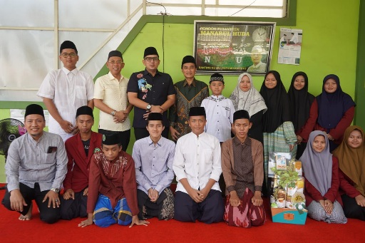 Jelang Idulfitri 1445 H, Mas Pj Wali Kota Ali Kuncoro Silaturahmi ke Sejumlah Ulama dan Pengasuh Ponpes Mojokerto