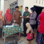 Upaya Deteksi Dini Cegah Stunting, Babinsa Koramil 0815/03 Sooko Dampingi Layanan Kesehatan Posyandu