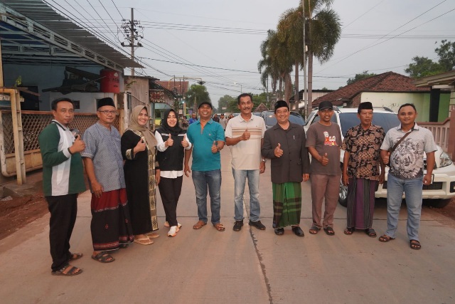 Bupati Mojokerto Tinjau 4 Titik Pengerjaan Jalan Poros Desa