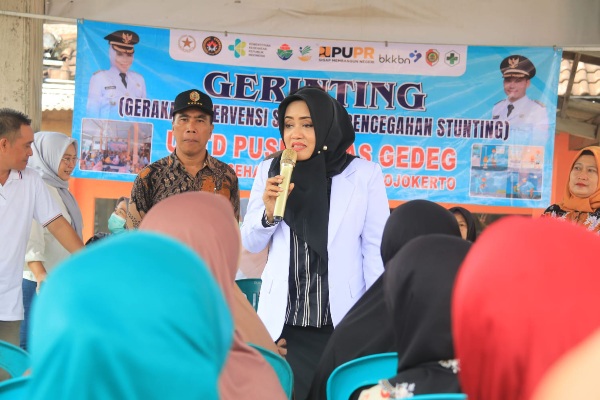 Tinjau Posyandu Di Pagerjo Gedeg, Bupati Ikfina Pantau Program Gerinting Dan Lansia