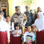 Peringati Hari Anak Nasional, Polresta Cirebon Kunjungi SLB ABCD Bina Mandiri