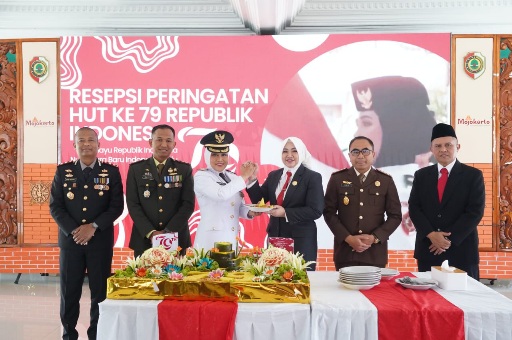 Hari Peringatan Kemerdekaan RI, Pemkab Mojokerto Gelar Upacara Bendera Dan Resepsi Kenegaraan