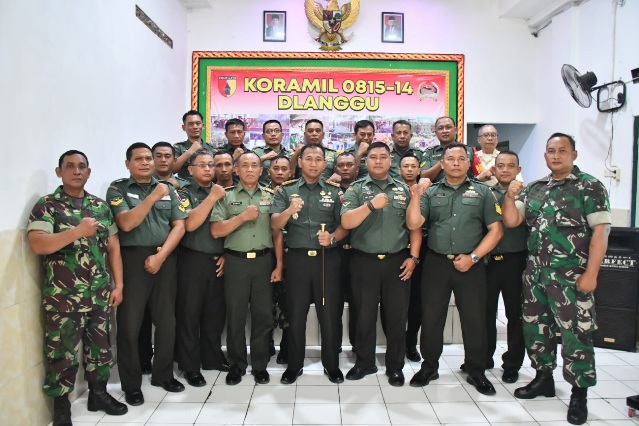 Kunjungi Makoramil Dlanggu, Dandim 0815/Mojokerto Tekankan Netralitas TNI Jelang Pilkada Serentak