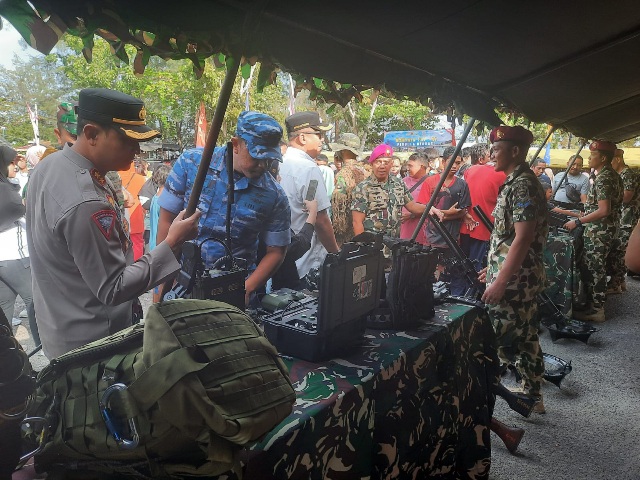 Korps Marinir TNI-AL Bersama Forkopimda Babel Gelar Kirab Kota