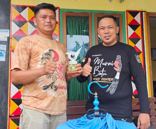 Ken Arok Nama Burung Murai Batu Mendapat Juara 1 Dalam Acar Event Lomba Kicau Burung Murai Batu Yang di Adakan Setiap Bulan di Talang Padang