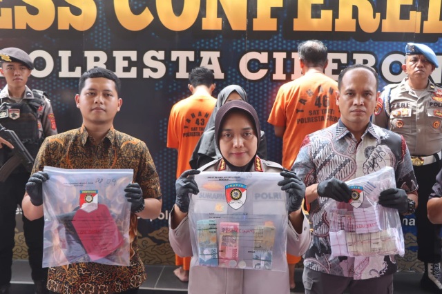 Polresta Cirebon Amankan Pelaku Penggelapan Modus Laporan Palsu