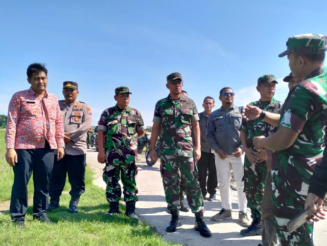 Wujudkan Swasembada Pangan, Tim Manunggal Air Mabesad Sosialisasi Irigasi Pertanian