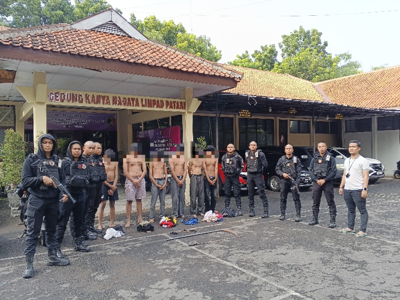 Tim Patroli Raimas Macan Kumbang 852 Polresta Cirebon Gagalkan Tawuran di Tiga Lokasi