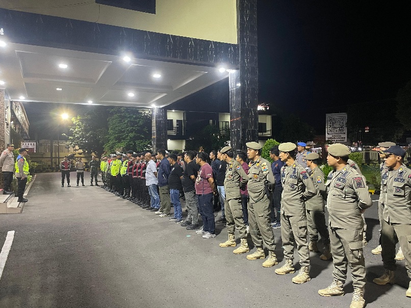 Polresta Cirebon Gelar Patroli Gabungan Skala Besar untuk Ciptakan Situasi Kamtibmas Kondusif